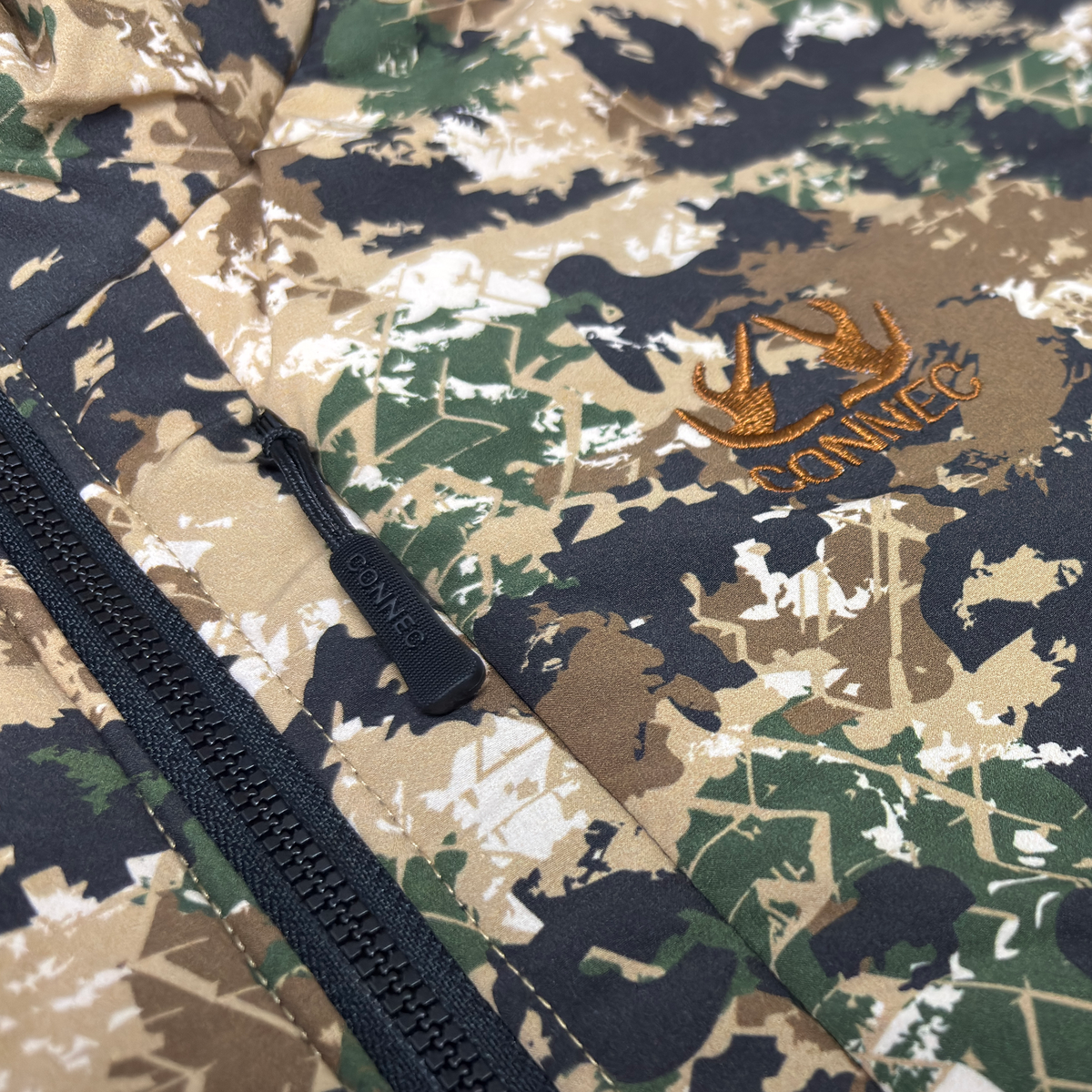 VESTE ACTIVE STRETCH CAMO ISOLÉ
